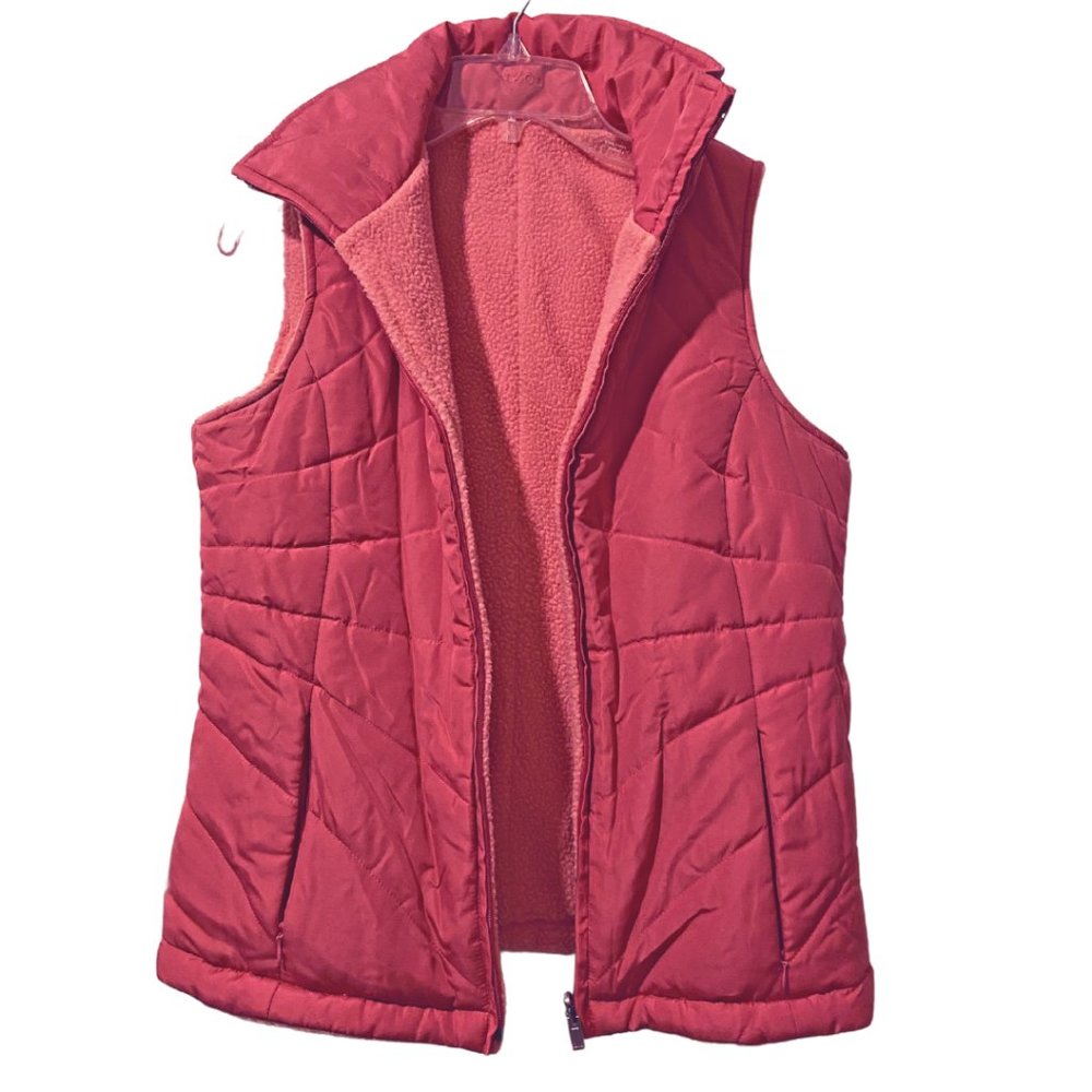 Izod pink reversible zipped quilted and fleece vest sz S